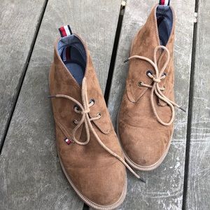 Tommy Hilfiger suede dress shoes